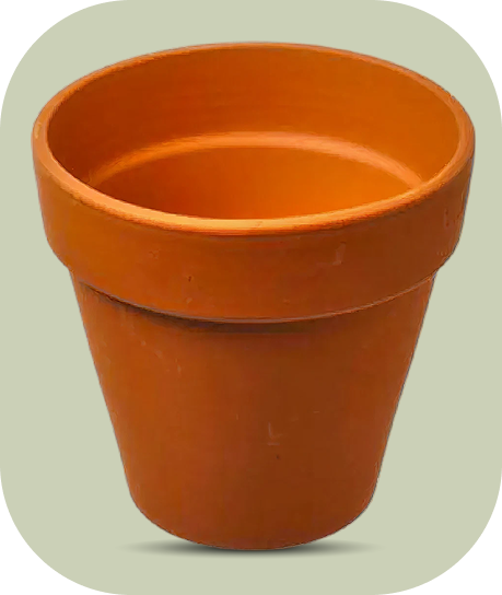 Maceta tradicional de terracota color arcilla, con forma cónica y borde superior ancho.